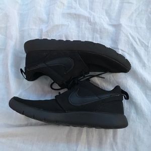 Nike kids shoes